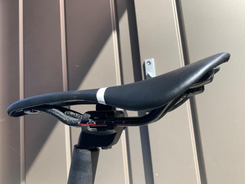 GORIX 【送料無料】GORIX ゴリックス カーボンサドル 自転車