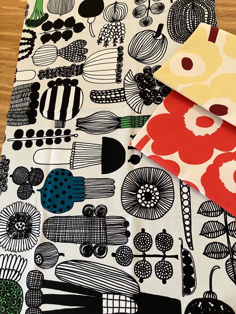 marimekko マリメッコ 生地 ファブリック Puutarhurin Parhaat