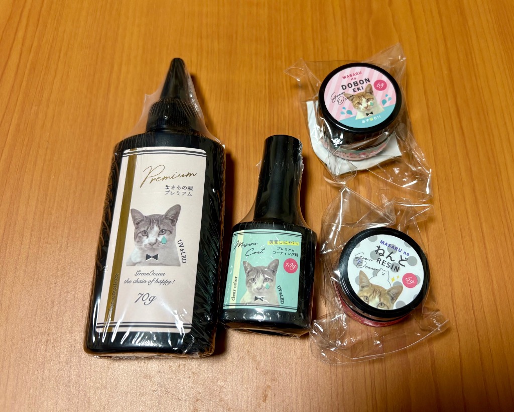 隠れ工房GreenOcean □税込合計898円のどぼん液と粘土レジンが