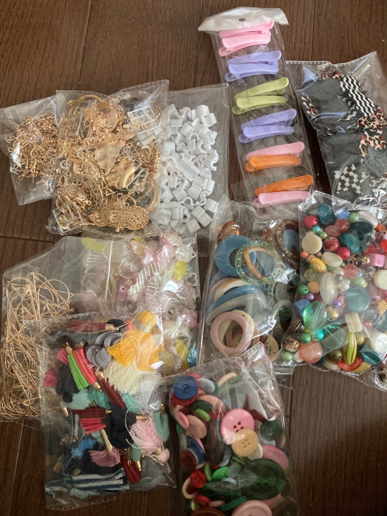 スタッフおまかせ！アクセサリーパーツ いろいろ ミックス 福袋