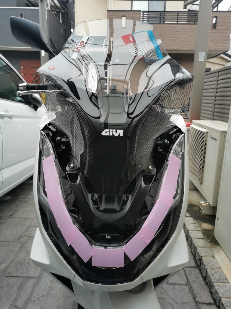 5/18当店在庫品】GIVI D1190ST スクリーン／HONDA PCX 160 KF47 