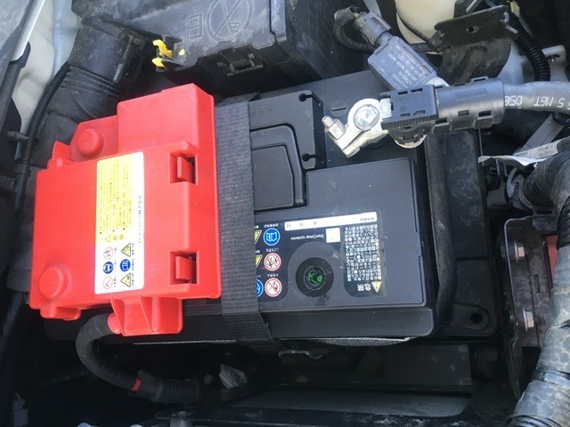 BOSCH（ボッシュ） EFB バッテリー BLACK-EFB 60Ah ジープ レネゲード