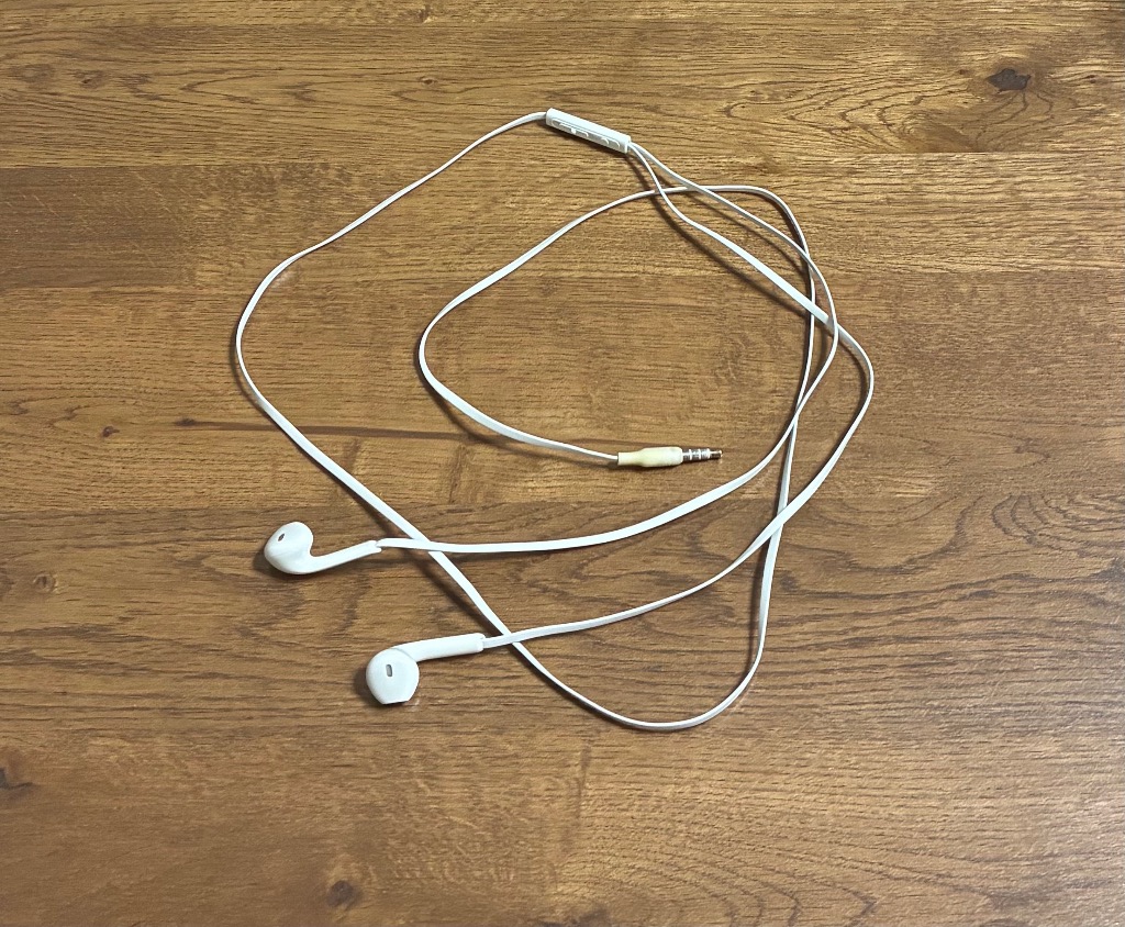 HanaRo イヤホン 有線 マイク iPhone インナーイヤー イヤホンジャック