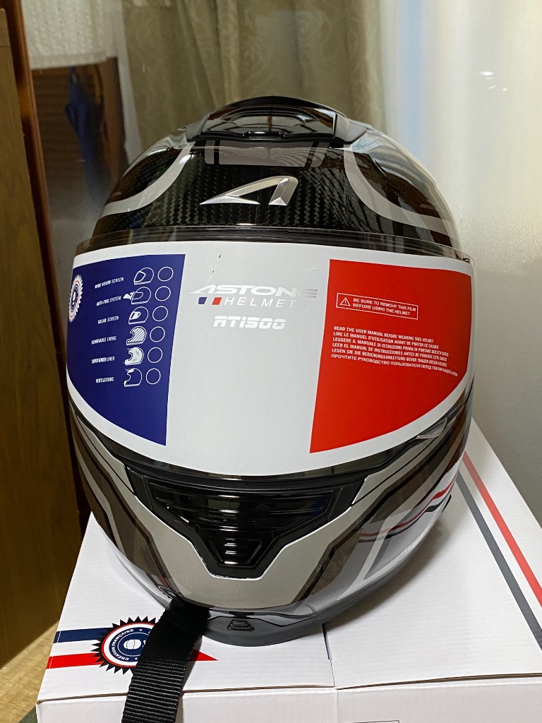 カーボンヘルメット「東レ」製カーボン ASTONE(アストン