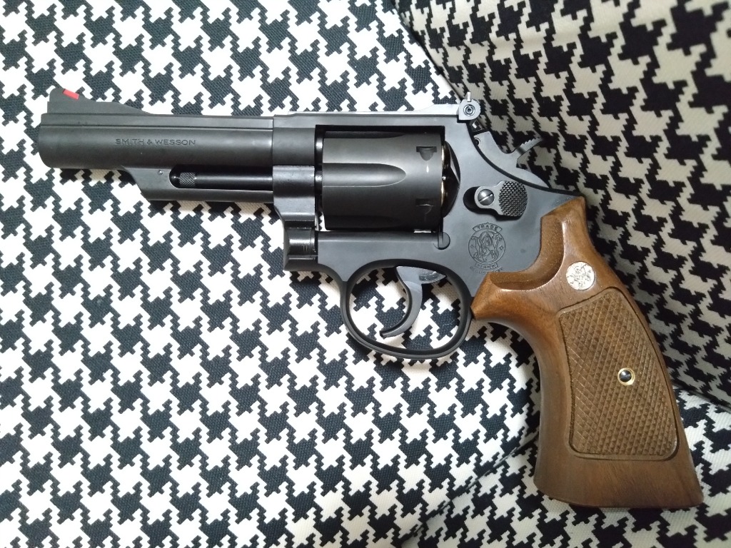 タナカ　Kフレームスクエアバット　スピードローダーカット木製グリップ L.A.ホビーショップ / 木製グリップ : S&W Kフレーム スクエア