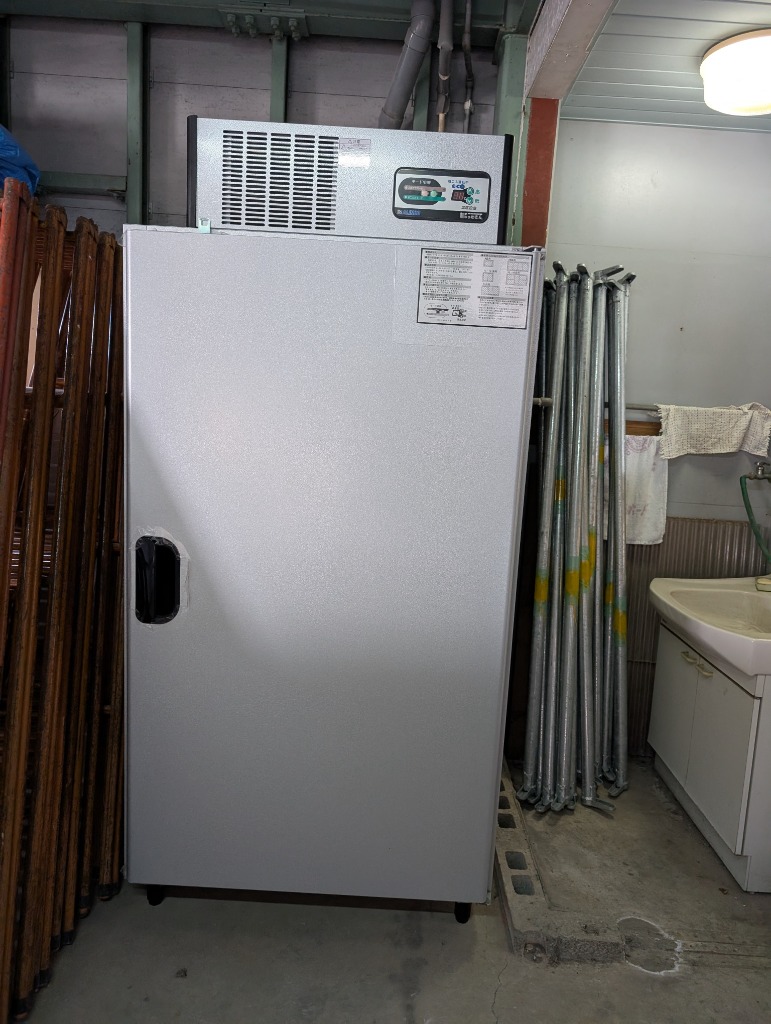 ALINCO 玄米専用低温貯蔵庫 LHR-14NF (玄米30kg 14袋/7俵用) 単 ALINCO 玄米専用低温貯蔵庫 LHR-14NF (玄米30kg 14袋/7俵用) 単