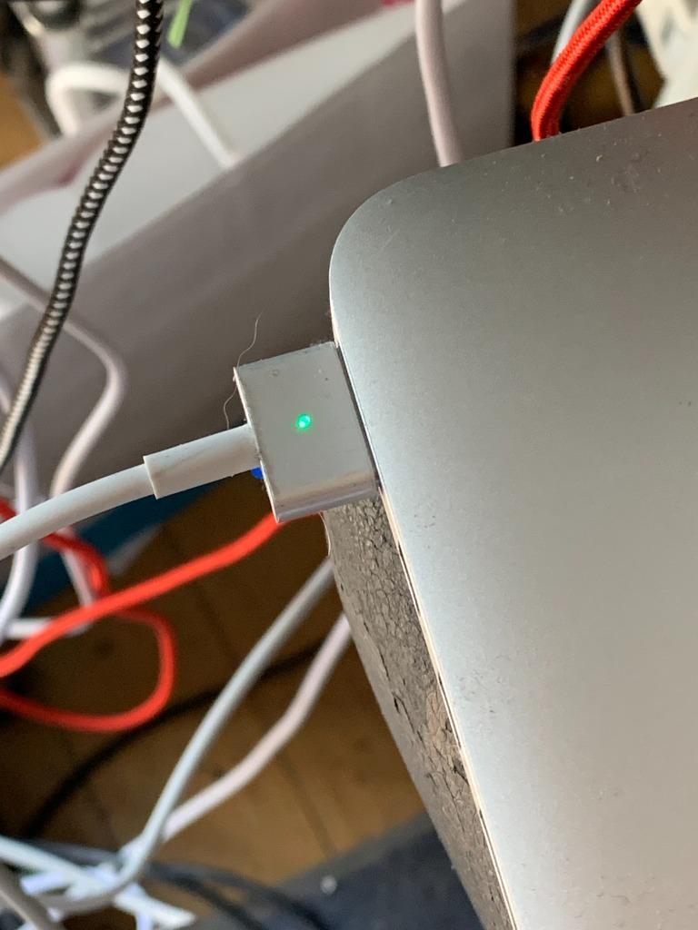 Macbook Pro 電源アダプタ 60W MagSafe 2 T型 充電器 Mac 互換電源アダプタ T字コネクタ 16.5V-3.65A  Macbook A1425 A1435 A1502 :B07DC4VYK7:Heiman - 通販 - Yahoo!ショッピング