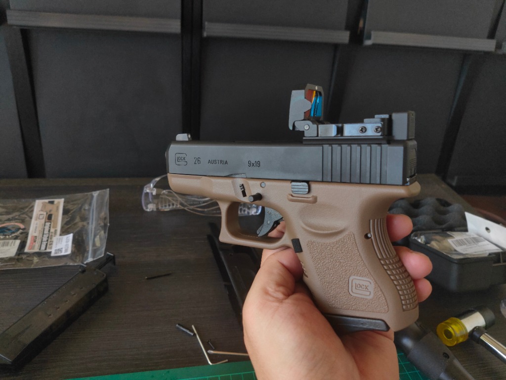 Airsoft Artisan Glock RMRマウント/ファイバーフロントサイトセット (東京マルイ G17/G26対応) 【 ネコポス可 】 :  aa-glock-10-tm : ミリタリーショップH.T.G. - 通販 - Yahoo!ショッピング