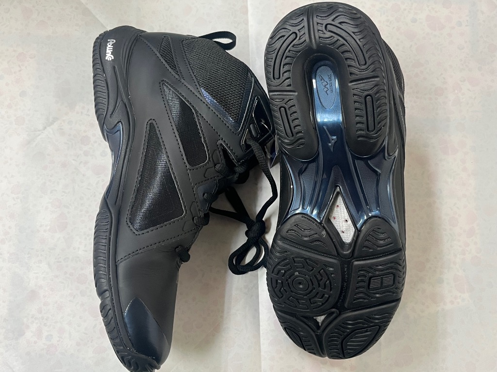 MIZUNO ミズノ フィットネスシューズ ウエーブダイバース LG 5