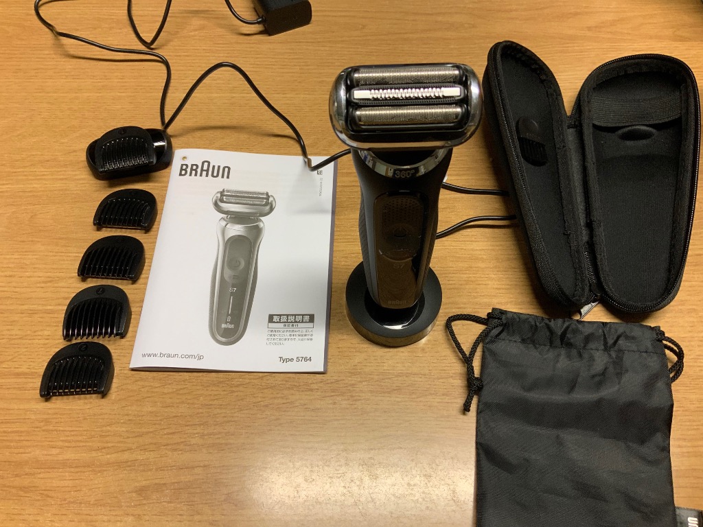BRAUN 密着シリーズ7 充電式シェーバー 71-N4500cs-V （ブラック