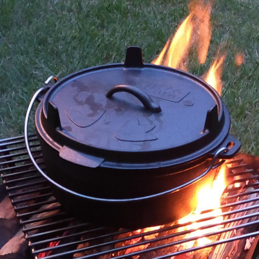 チャムスダッチオーブン10インチ CHUMS Dutch Oven 10inch CHUMS チャムス DUTCH OVEN 10 INCH ダッチオーブン 10インチ