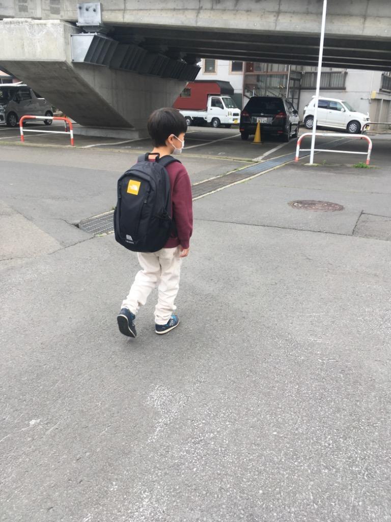 新品同様 THE 22L リュックサック ザ・ノース・フェイス FACE NORTH バッグ