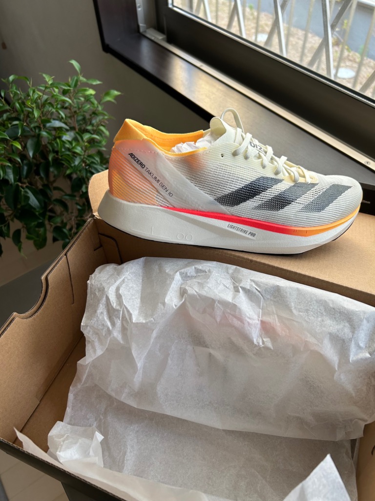 タミ アディダス(adidas) ランニングシューズ アディゼロ タクミ セン