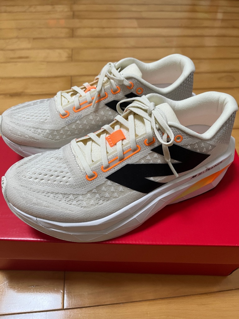 新品ニューバランス ランニングシューズ MRCXCA3 27㎝ New Balance ゴアテックス 幅広 透湿 防水 ニューバランス