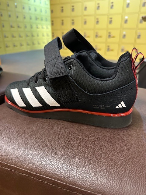 アディダス ウェイトリフティング　トレーニング　シューズ ブラック adidas ウエイトリフティングシューズ ブラック - メルカリ
