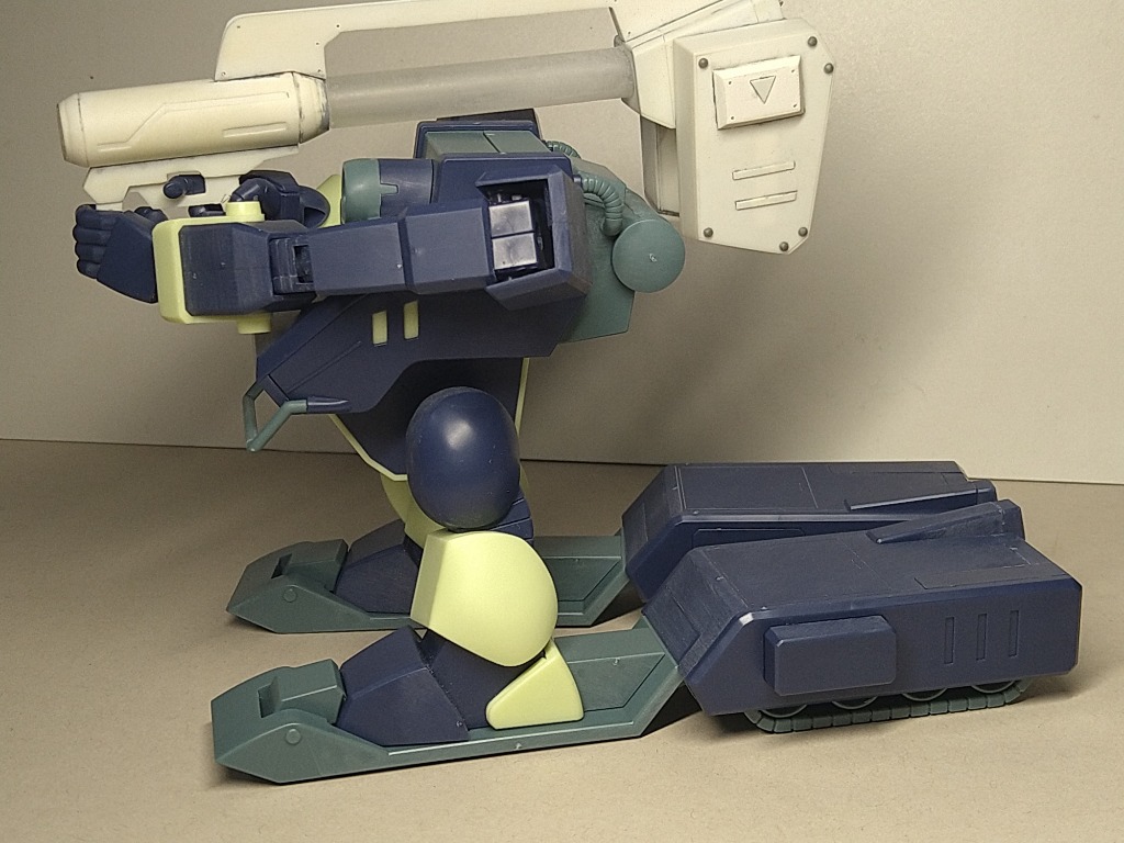 【予約注文】WAVE1/72ツヴァーク(装甲騎兵ボトムズ)プラモデル組立済完成品 a3db937e-d9bf-4088-a796-