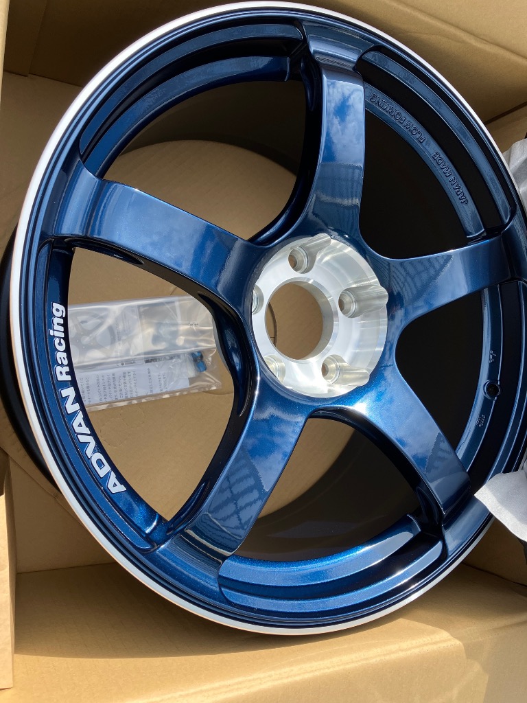 ADVAN アドバンレーシング TC‐4 SE 9J-18 Racing 18インチ