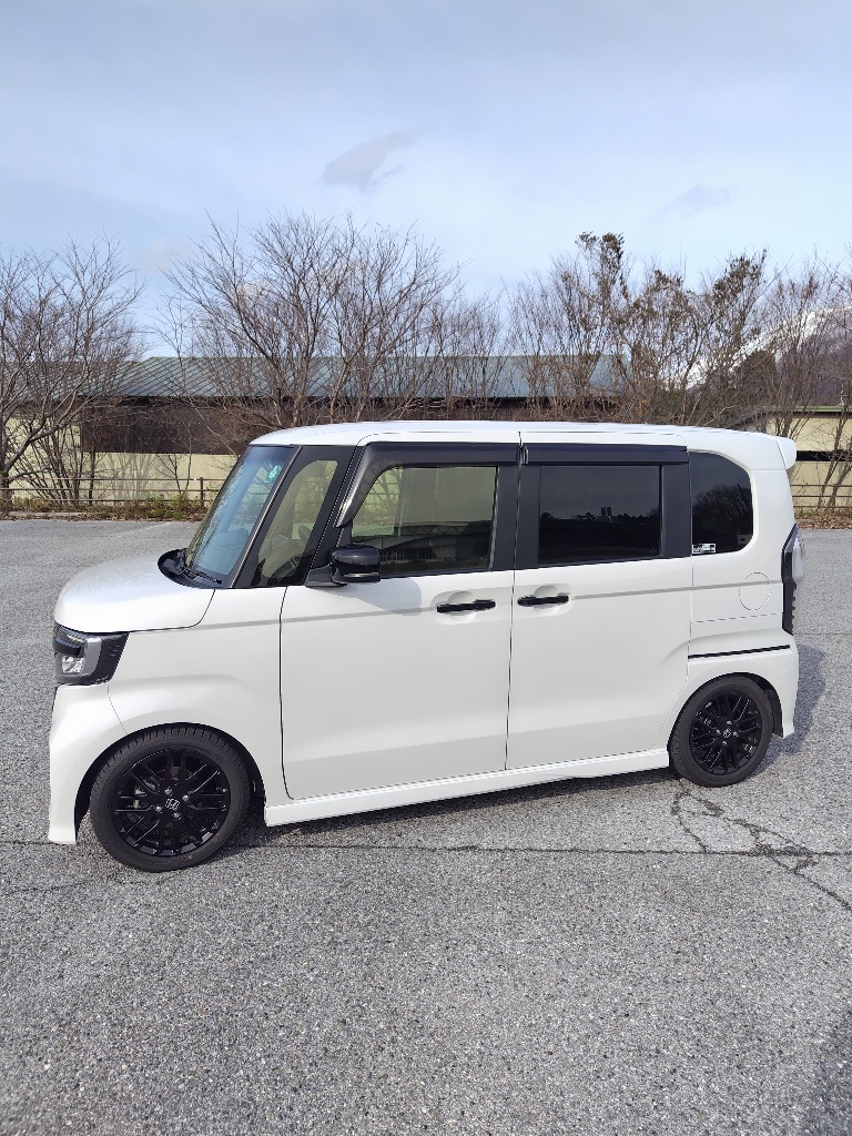 ホンダ N-BOX JF3/4 H29.9～ スパッタゴールド フィルム フロントドア左右＋小窓 カット済み ホンダ フロントドアガラス用カットフィルム(フィルム:スパッタ