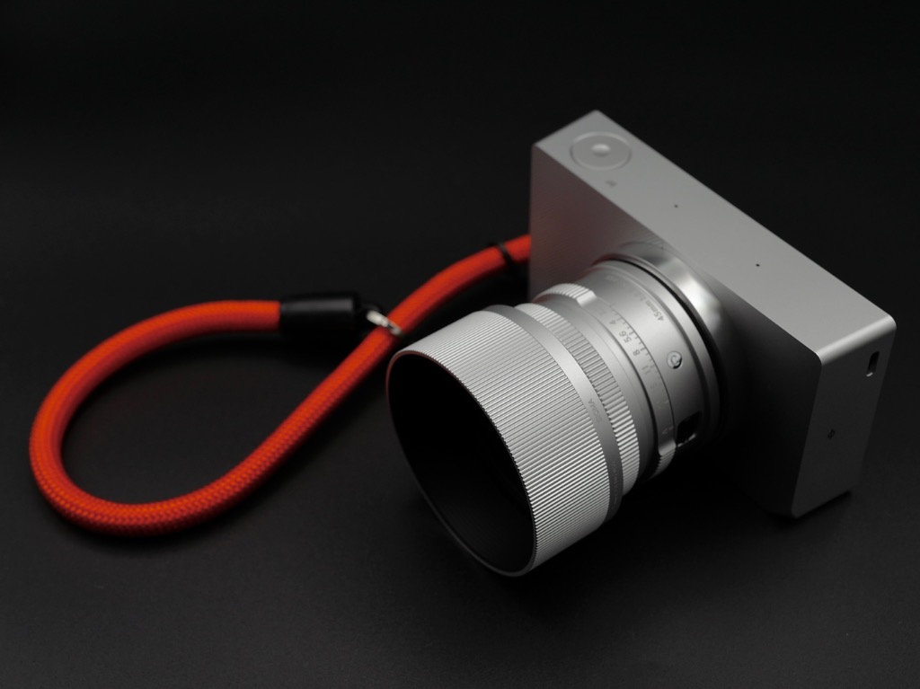 新品未開封 SIGMA BF シルバー 45mm F2.8 DG おまけ付 シグマ BF シルバー ボディ＆レンズ 45mm F2.8 DG シルバー