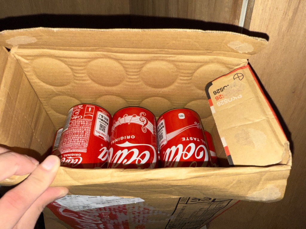 コカ・コーラ缶、ビン、他 Coca Cola ○8/3は条件達成で最大P36％+クーポン配布○ 炭酸