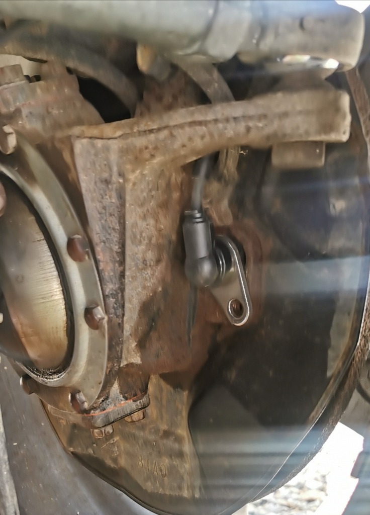 ジムニー JB23W 3型〜9型 新品 スピードセンサー ABSセンサー