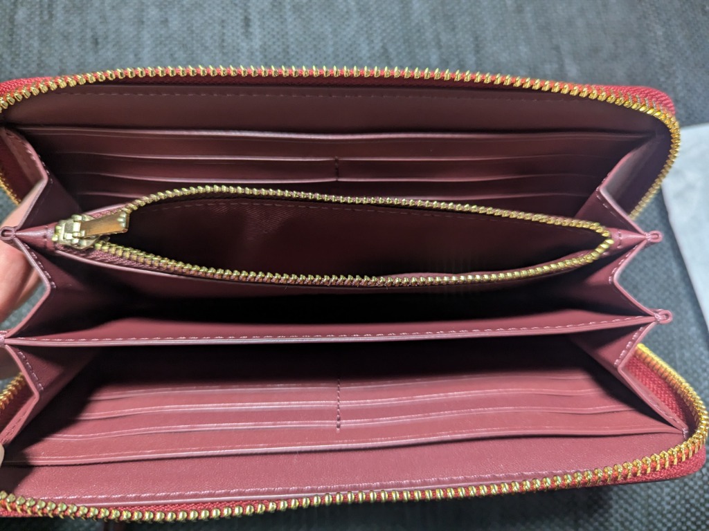コーチ 長財布 ブラウン/レッド 新品未使用 COACH コーチ長財布 ラウンドファスナー ホワイト色