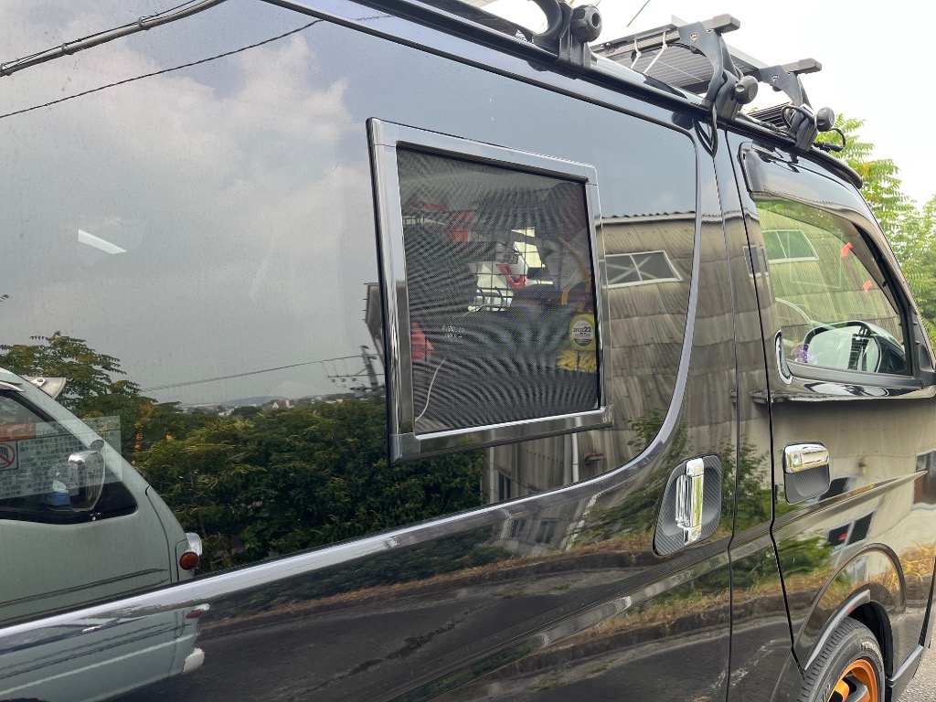 新品未使用　トヨタ　ハイエース　小窓　網戸　2枚セット　4型以降 楽天市場】200系 ハイエース 網戸 小窓用 SSサイズ 2枚セット 4