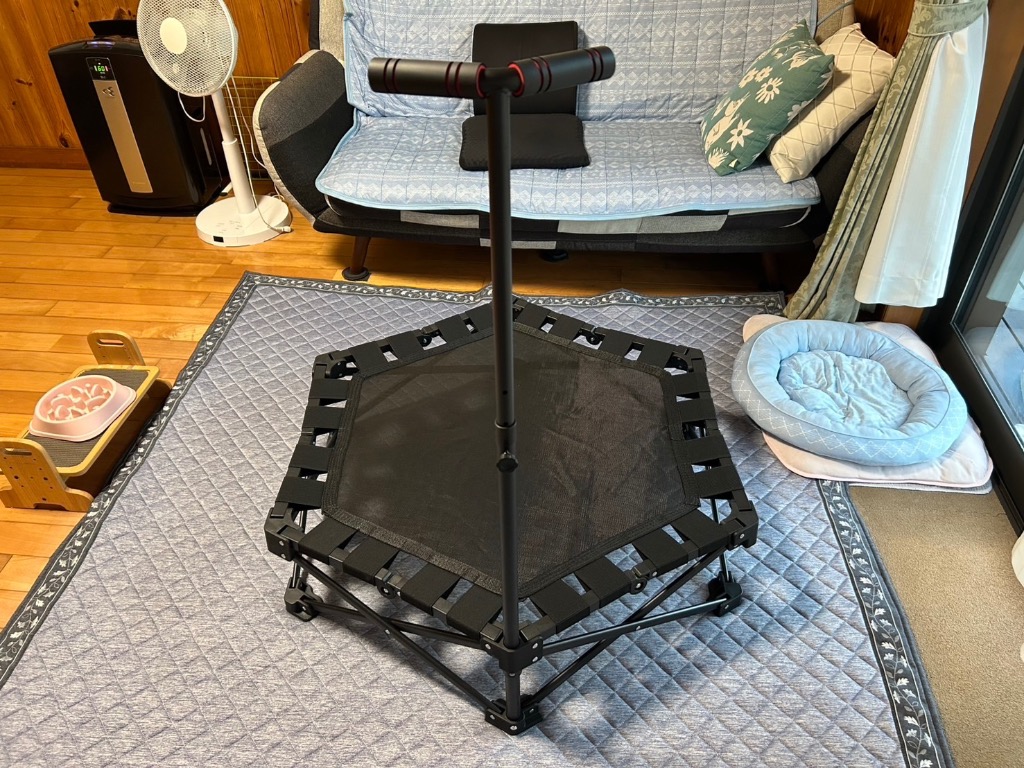 トランポリン 室内 折りたたみ式 静音設計 手すり付き 3段階調節