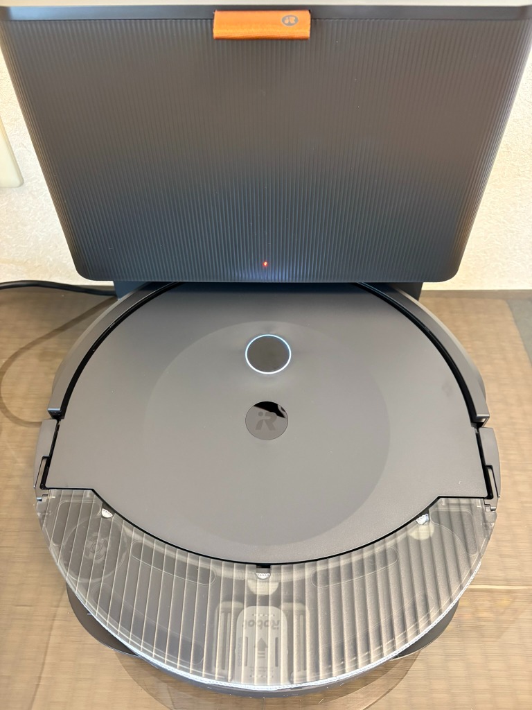 Roomba Combo 10 Max ロボット｜掃除機＆床拭きロボット Roomba