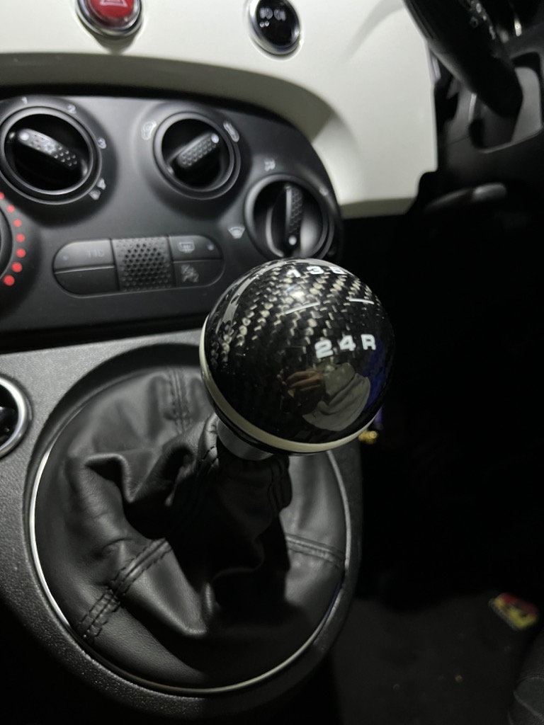 アルファロメオ（ALFA ROMEO） TRETOK CARBONシフトノブ(ノーマル) by