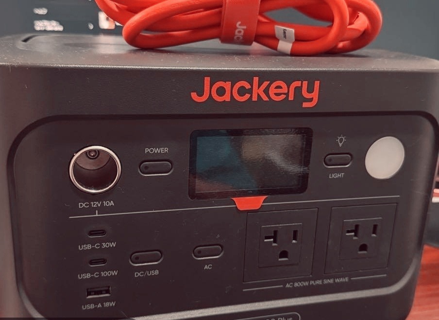 Jackery 【5/1 0:00から 40%OFFクーポン】Jackery Solar Jackery 【5/1 0:00から 40%OFFクーポン】Jackery Solar