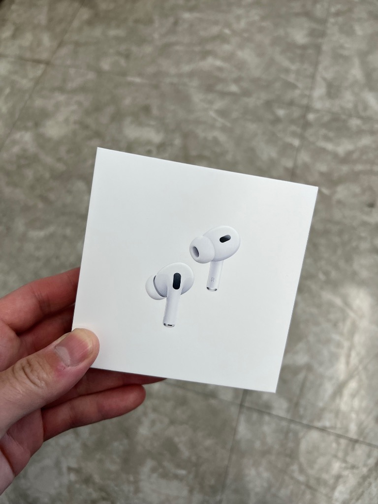 Apple ☆保証未開始 国内正規品 AirPods Pro 第2世代 MTJV3J/A MagSafe