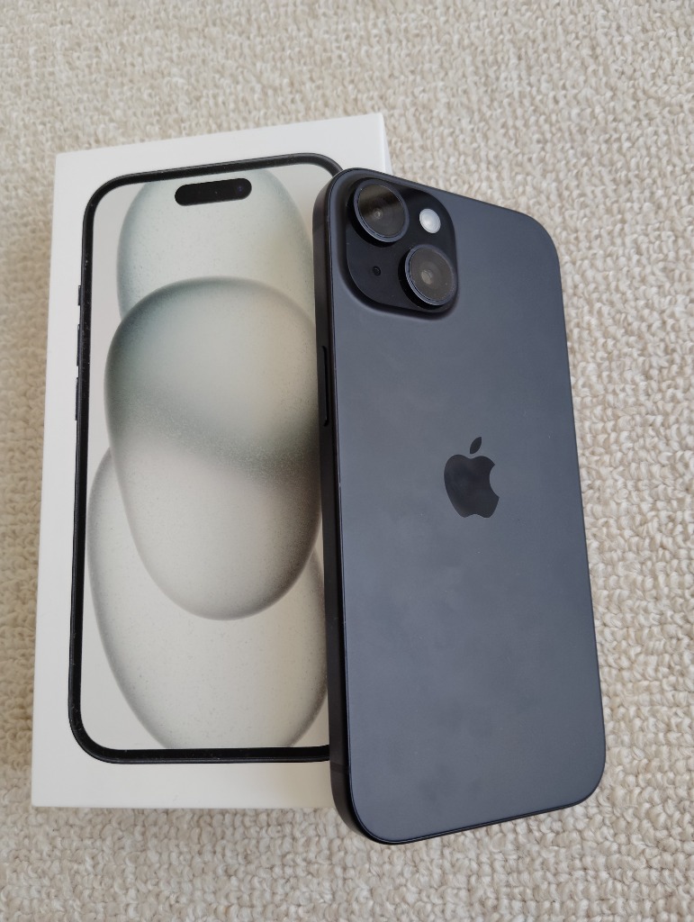 Apple iPhone 15 128GB ブラック iPhone iPhone 15 iPhone本体