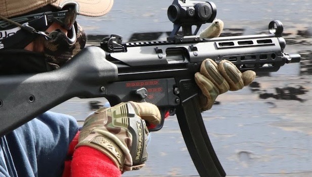 5KU UTGスタイル モノリシック M-LOK レールハンドガード マルイ