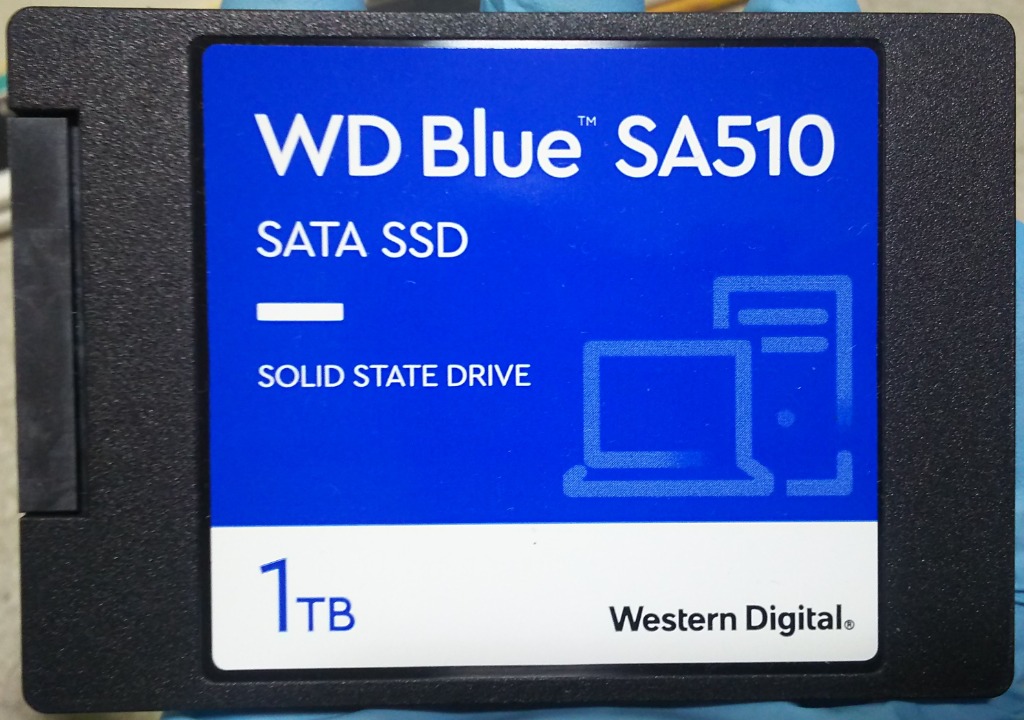 Western Digital WDS100T3B0A ［WD Blue SA510 2.5インチ 7mm SATA 1TB