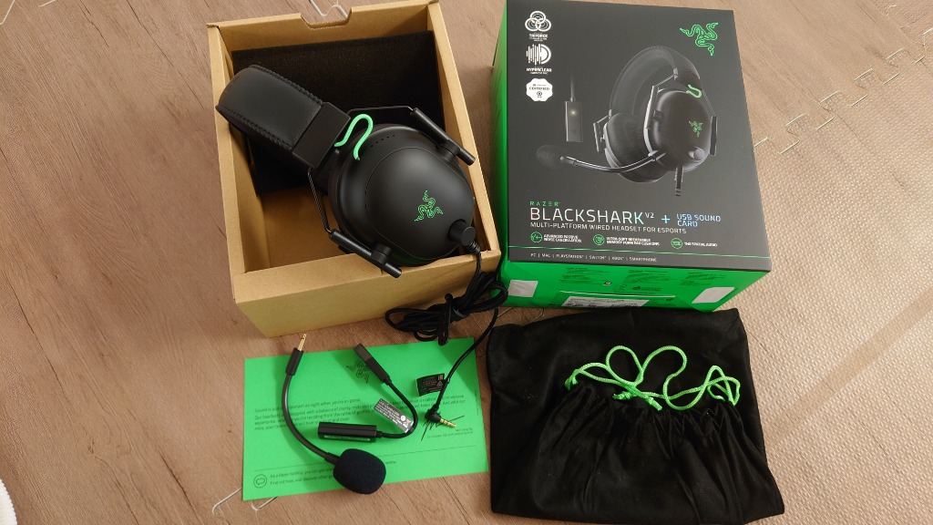Razer Razer BlackShark V2 ゲーミングヘッドセット RZ04