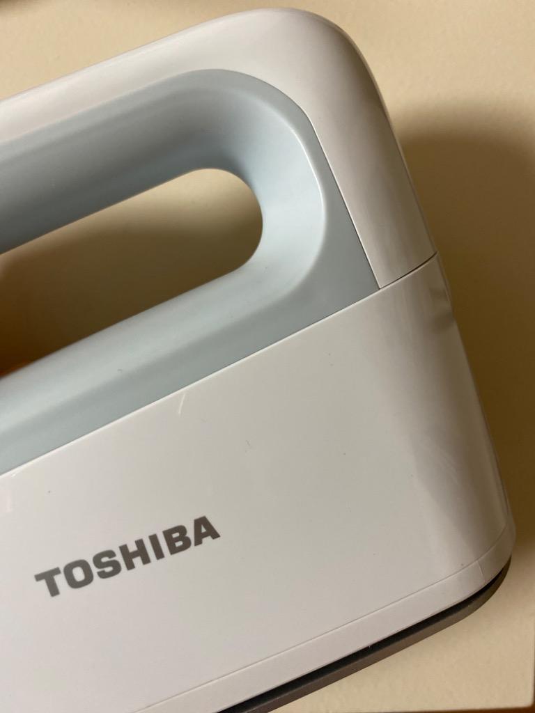 人気ブランドの TOSHIBA コードレス衣類スチーマー La Coo S ライト