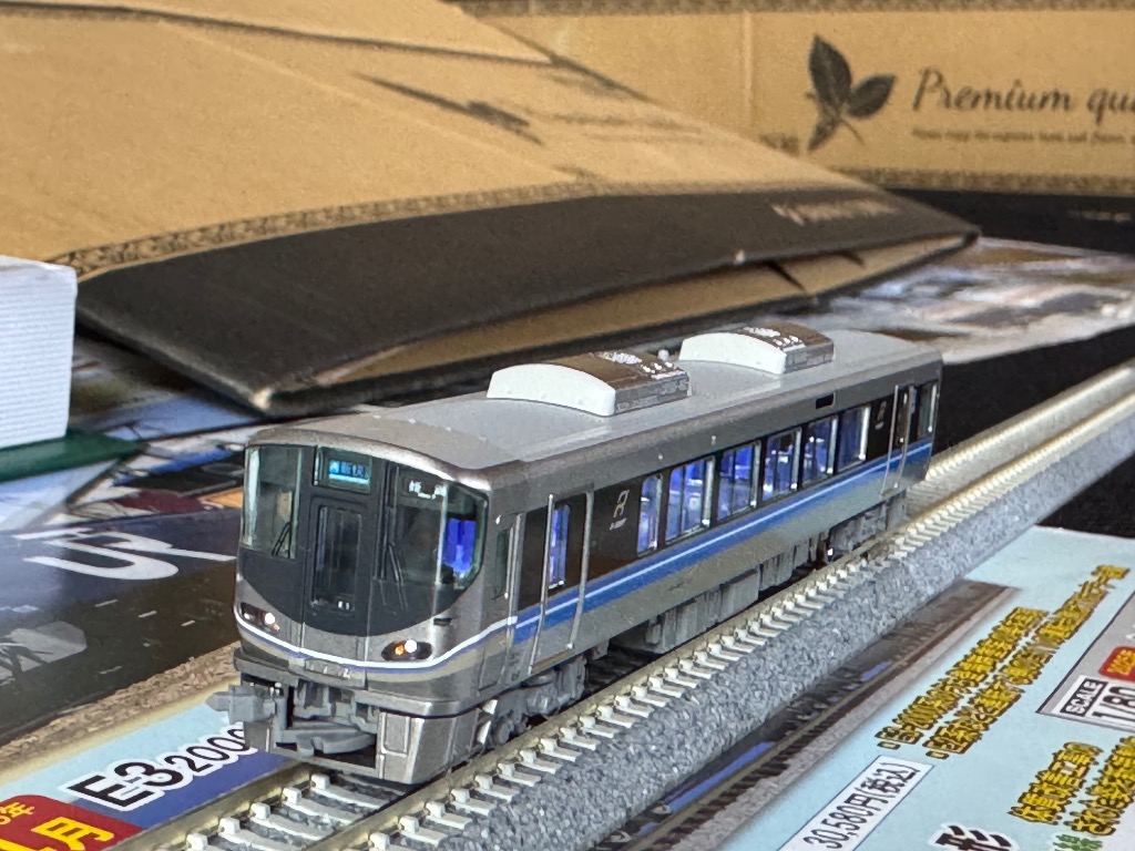 D≒SIRE (kαin) 新品　即完売グレー 30周年記念限定BOX カトー（KATO） (N) 10-1900 225系100・700番台 新快速「Aシート」 4両