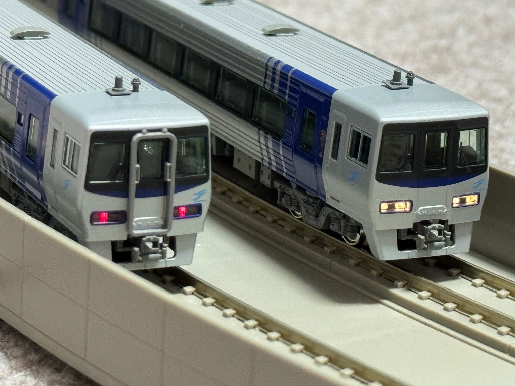 カトー カトー JR四国8000系 特急「しおかぜ・いしづち」 3両