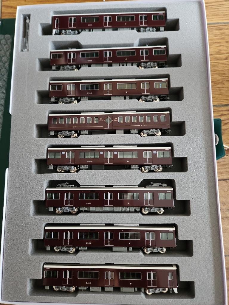 カトー (N) 10-2033 阪急電鉄2300系 京都線 8両セット(特別企画