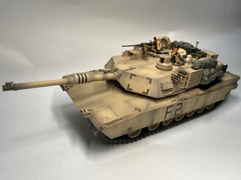 タミヤ アメリカ M1A2 エイブラムス戦車 イラク戦仕様（1/35スケール