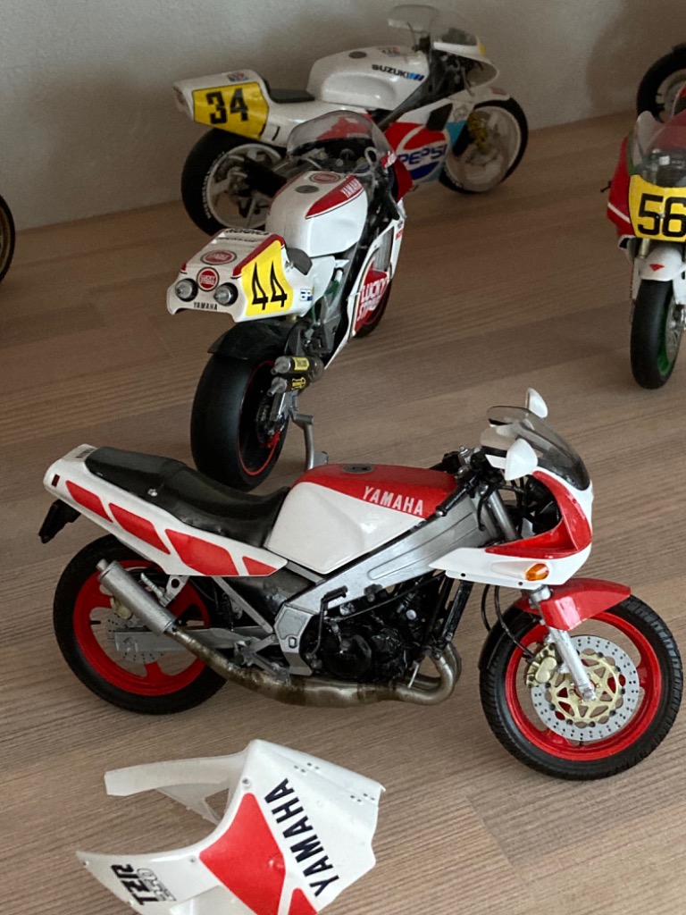ハセガワ 1/12TZR250(3MA)完成品 ハセガワ 1/12ヤマハTZR250(3MA)完成品 - メルカリ
