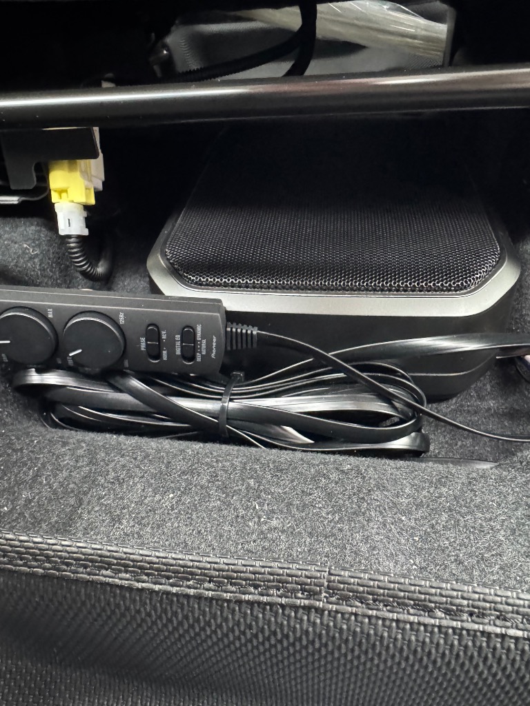 Pioneer（パイオニア） 20cm×13cm パワードサブウーファー carrozzeria