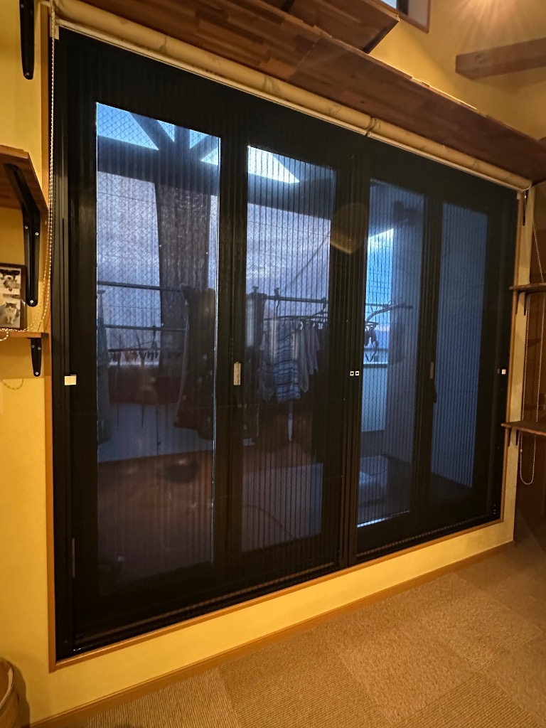 網戸 後付け プリーツ網戸 RESTA ロハリア 腰高窓用タイプ 両引き「幅2301〜2400mm×高さ2001〜2100mm」__loharea-w-b 網戸 後付け プリーツ網戸 RESTA ロハリア 腰高窓用タイプ 片引き「幅