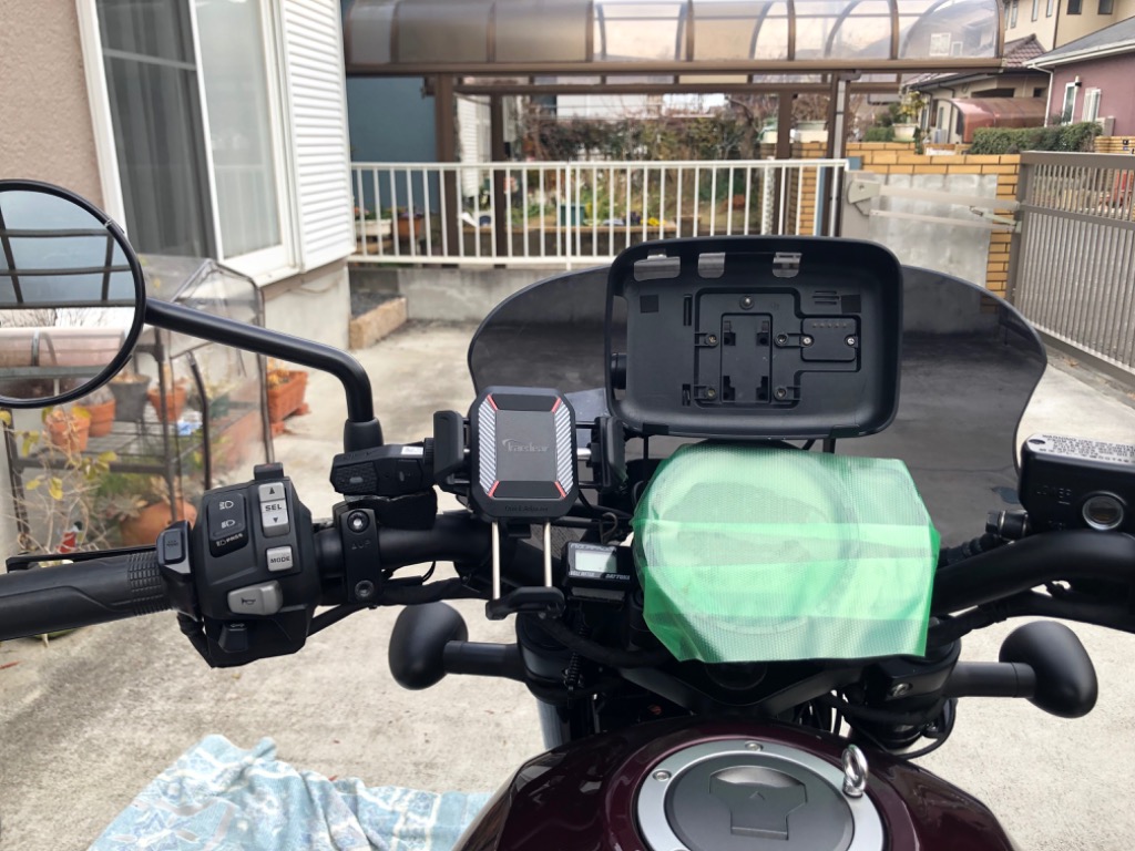 Kaedear Kaedear(カエディア) バイク スマホホルダー QI充電 USB