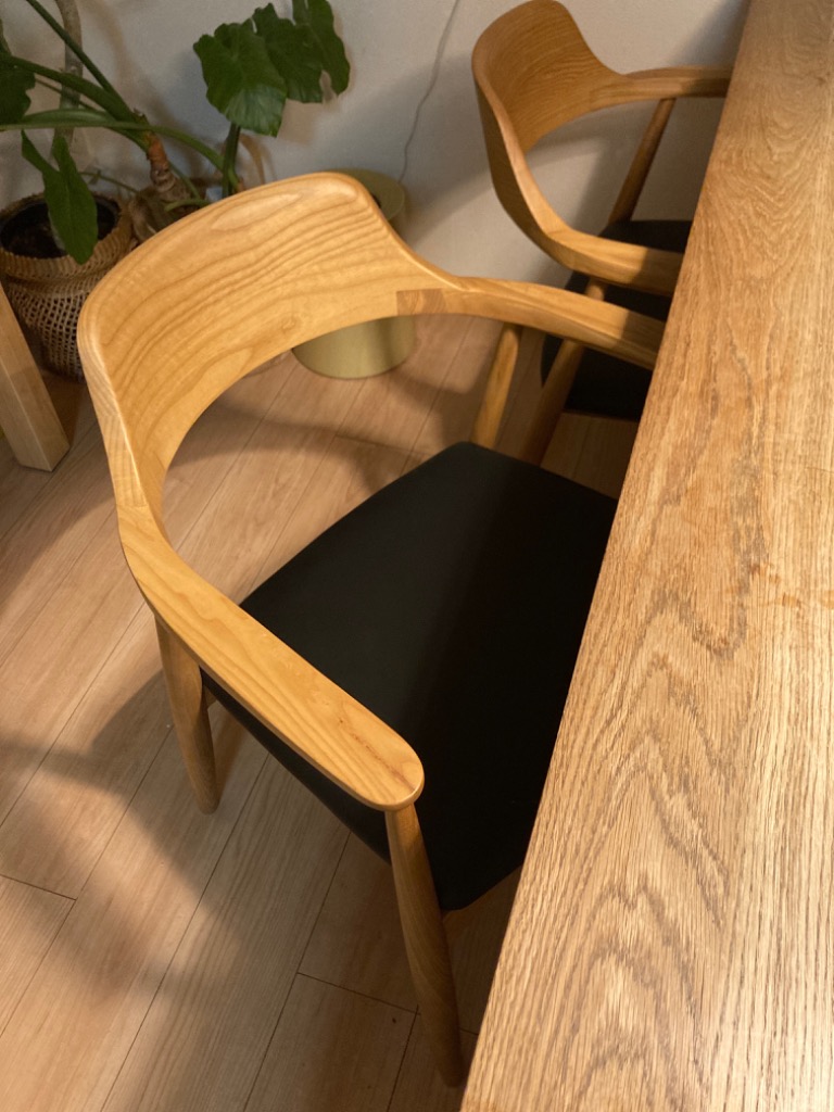 ダイニングチェア 2脚セット チェア 肘付き 北欧 デザイン 無垢 ダイニングチェア 2脚セット チェア 肘付き 北欧 デザイン 無垢