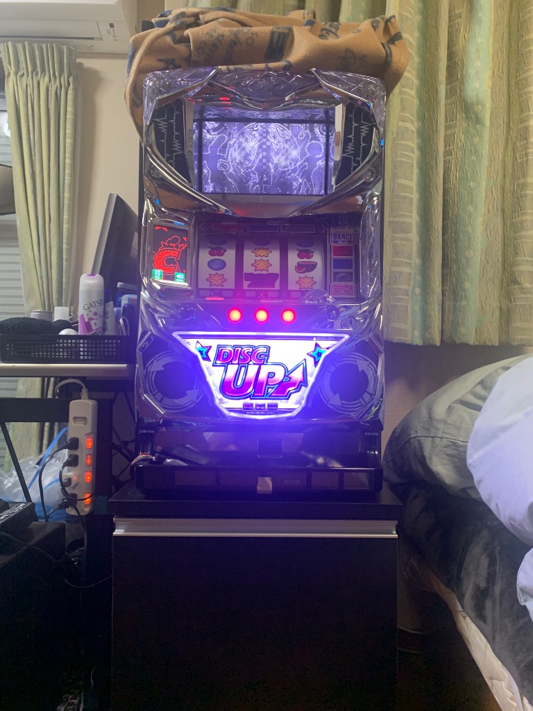 パチスロ台 スロット台 実機 中古 新品 収納 棚 キャビネット パチスロ台 スロット台 実機 中古 新品 収納 棚 キャビネット