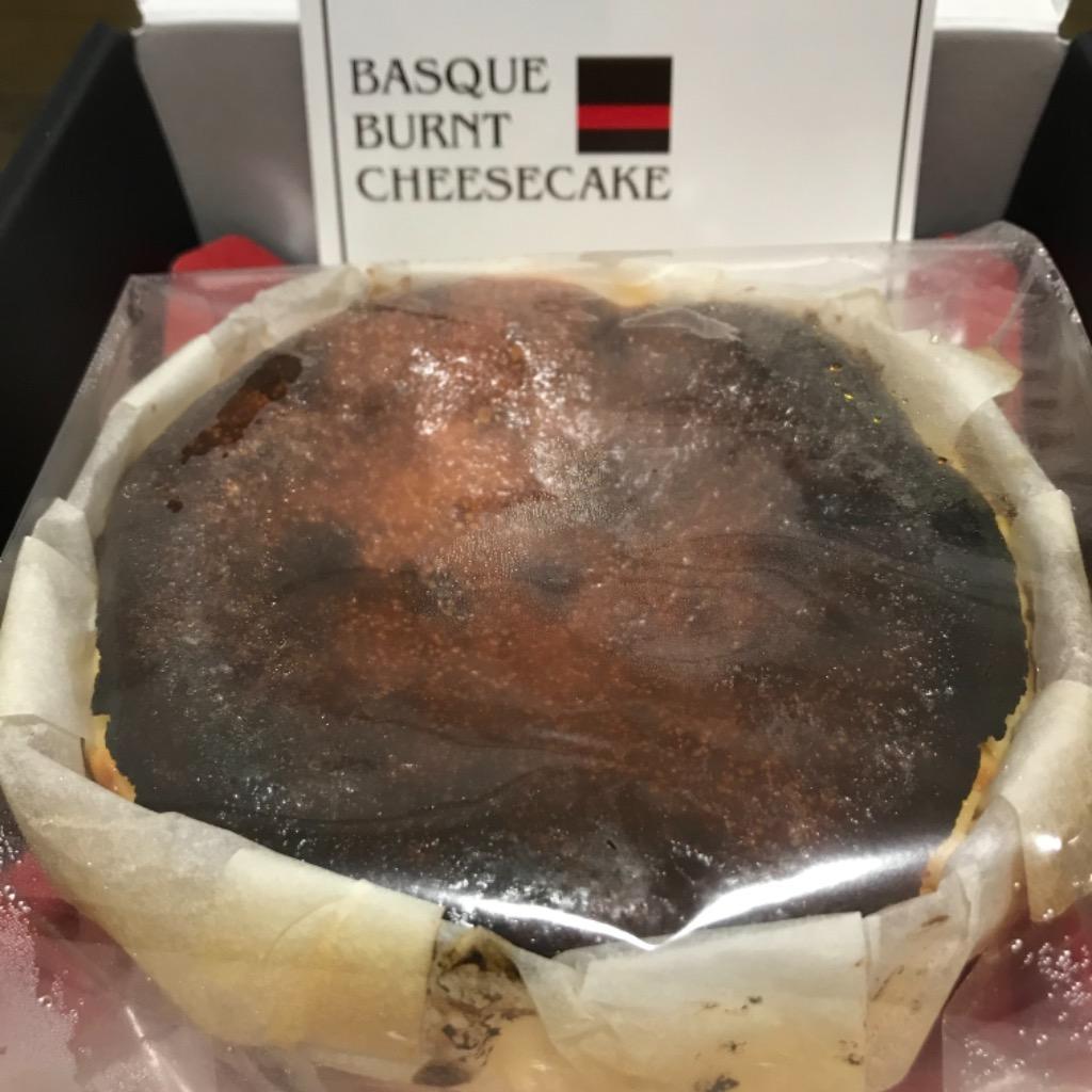 バスクチーズケーキ お取り寄せ 高級 スイーツ 夏 ギフト お中元 誕生日 プレゼント美食の街サンセバスチャン生まれ 真っ黒 バスク 4号 香のか BASQUE-CHEESECAKE:香のか 通販 バスクチーズケーキ お取り寄せ スイーツ 夏 ギフト 高級 プレゼント 美食の街サンセバスチャン生まれ 香のか 手作り 無添加 真っ黒 チーズケーキ ギフト スイーツ お中元 誕生日 ケーキ 大人 手土産 ホール 4号