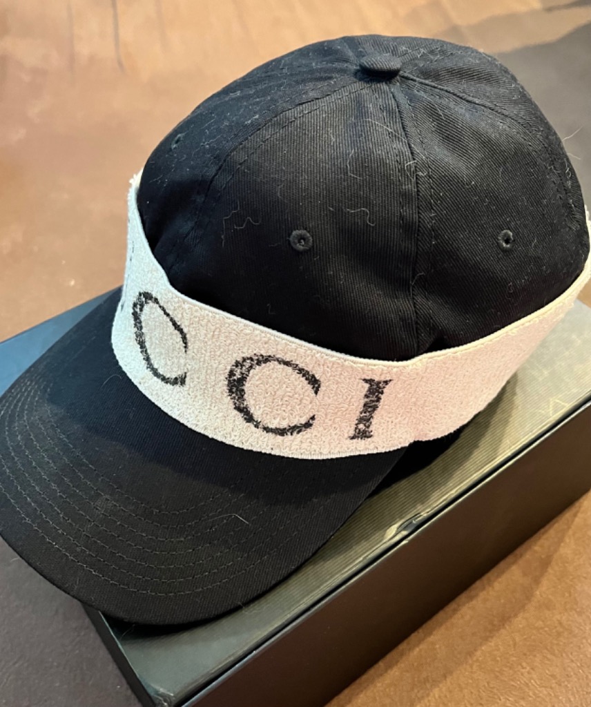 GUCCI グッチ 492545 ベースボールキャップ ブラック×ベージュ サイズ