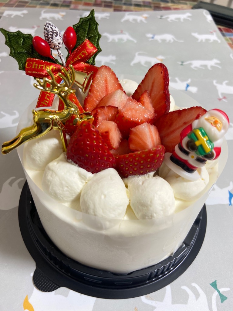 クリスマスケーキ 2023 予約 4号 苺ショート ケーキ 4号 12cm( 2人用 〜4人用) ギフト プレゼント 人気 イチゴ いちご ケーキ  お取り寄せ 送料無料 飾り付き